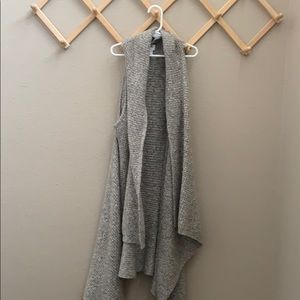 OLD NAVY | DRAPE KNIT VEST